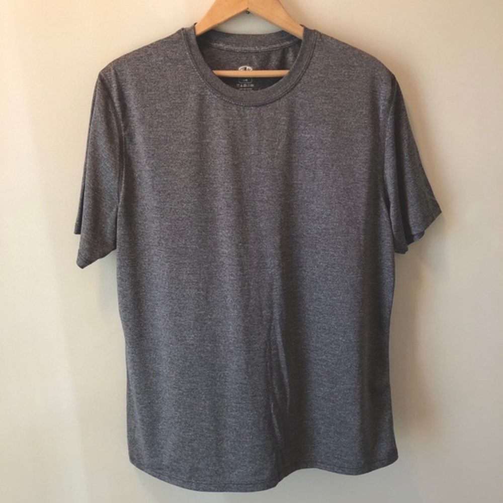 3/$30💚Athletic Works mens grey basic gym workout shirt top size large